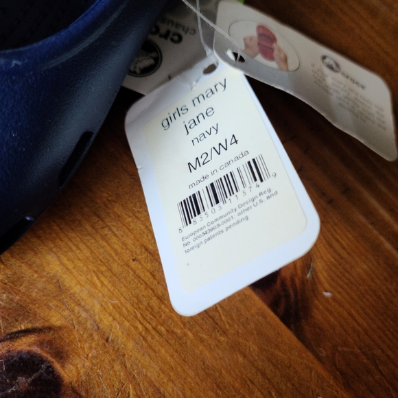 NWT Crocs Youth Navy Blue Mary Janes - Picture 3 of 3